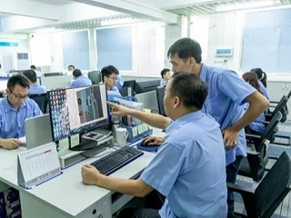 靈科超聲波行業(yè)第一家打造領(lǐng)尖技術(shù)，精密穩(wěn)定超聲波焊接機(jī)廠家